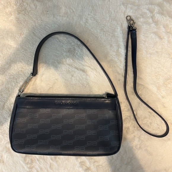 Balenciaga Handbags - BALENCIAGA vintage BB monogram shoulder bag.  Authentic